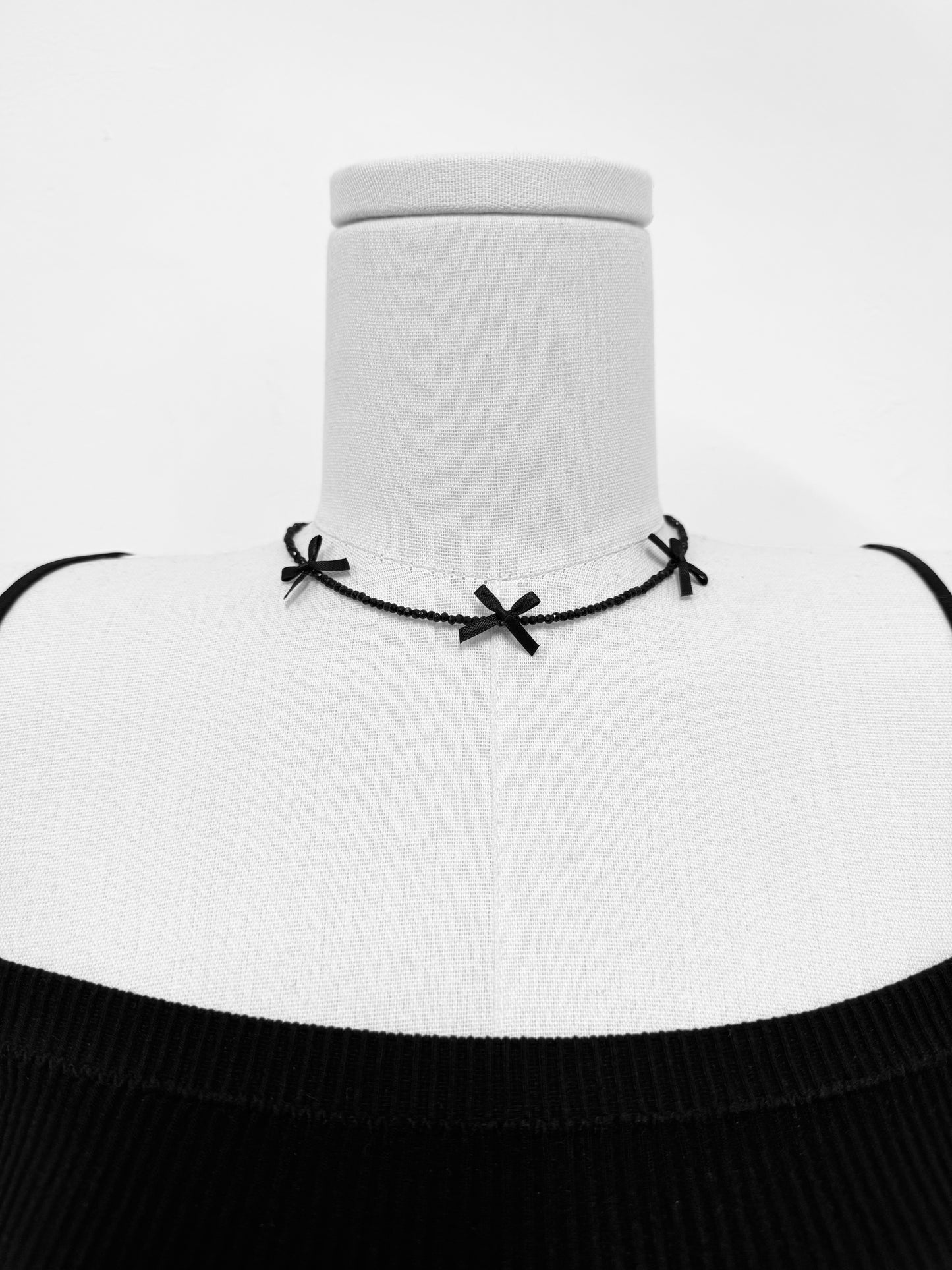 S785 Triple Butterfly Choker