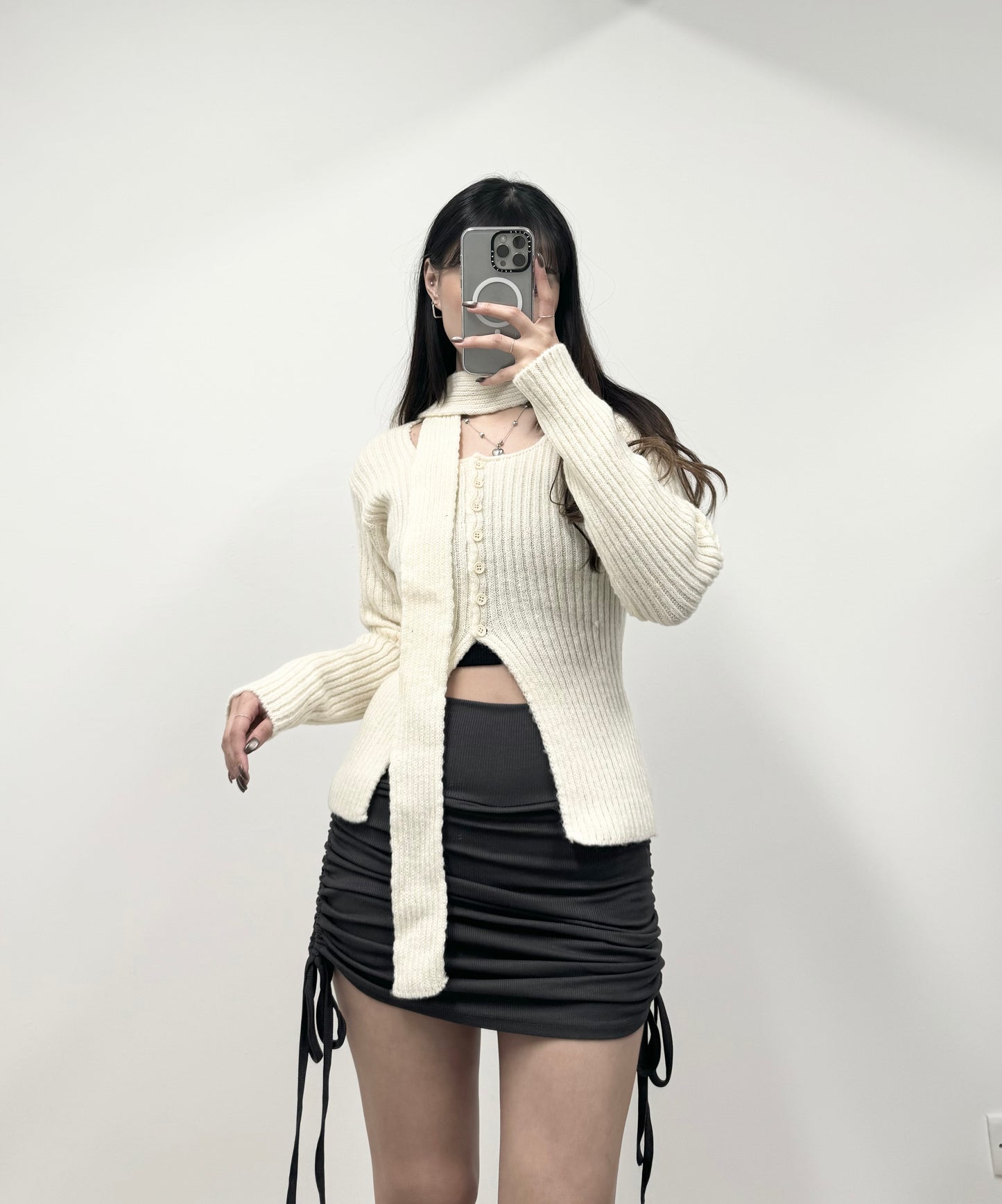 S677 下擺開叉冷衫