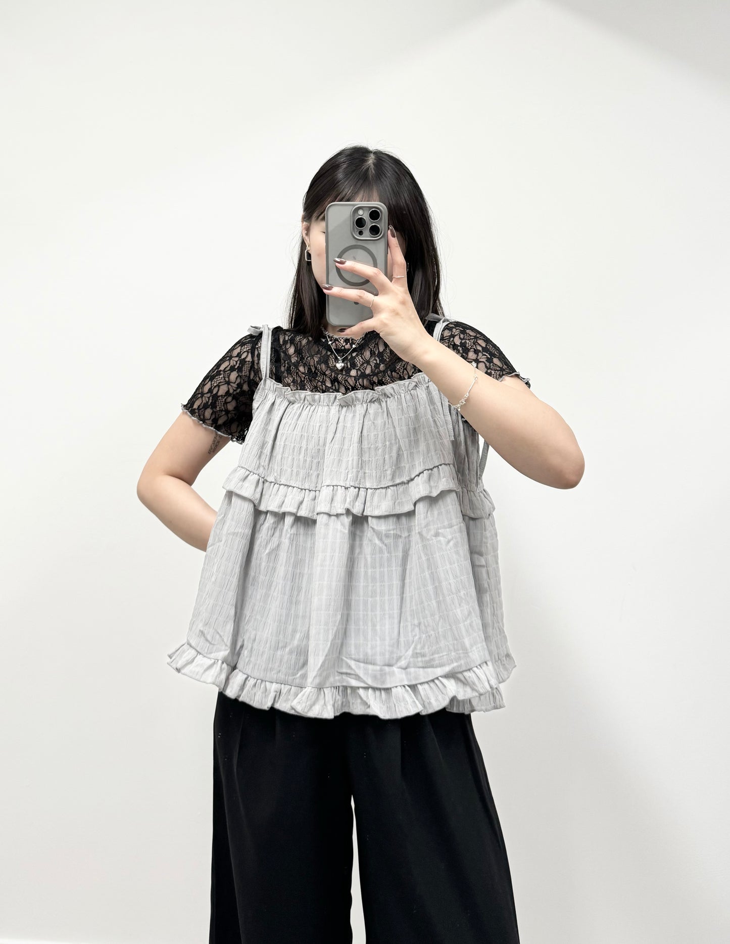 S761 Lace黑拼灰微透花紋上身