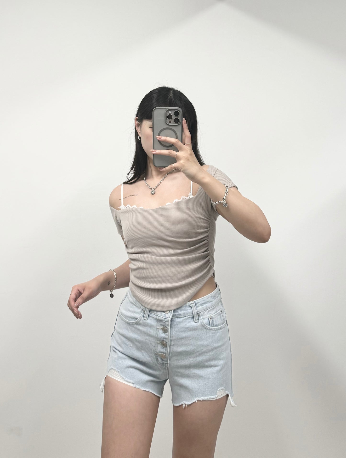 S809 弧形下擺大領上衣